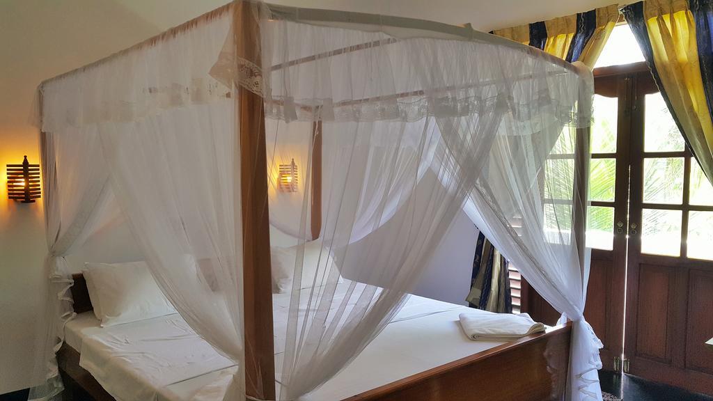 Sweden Inn Guesthouse Hikkaduwa Quarto foto